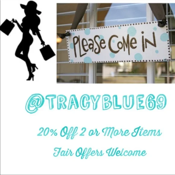 Virginia Wolf Floral Multi Way Wrap - Picture 12 of 12